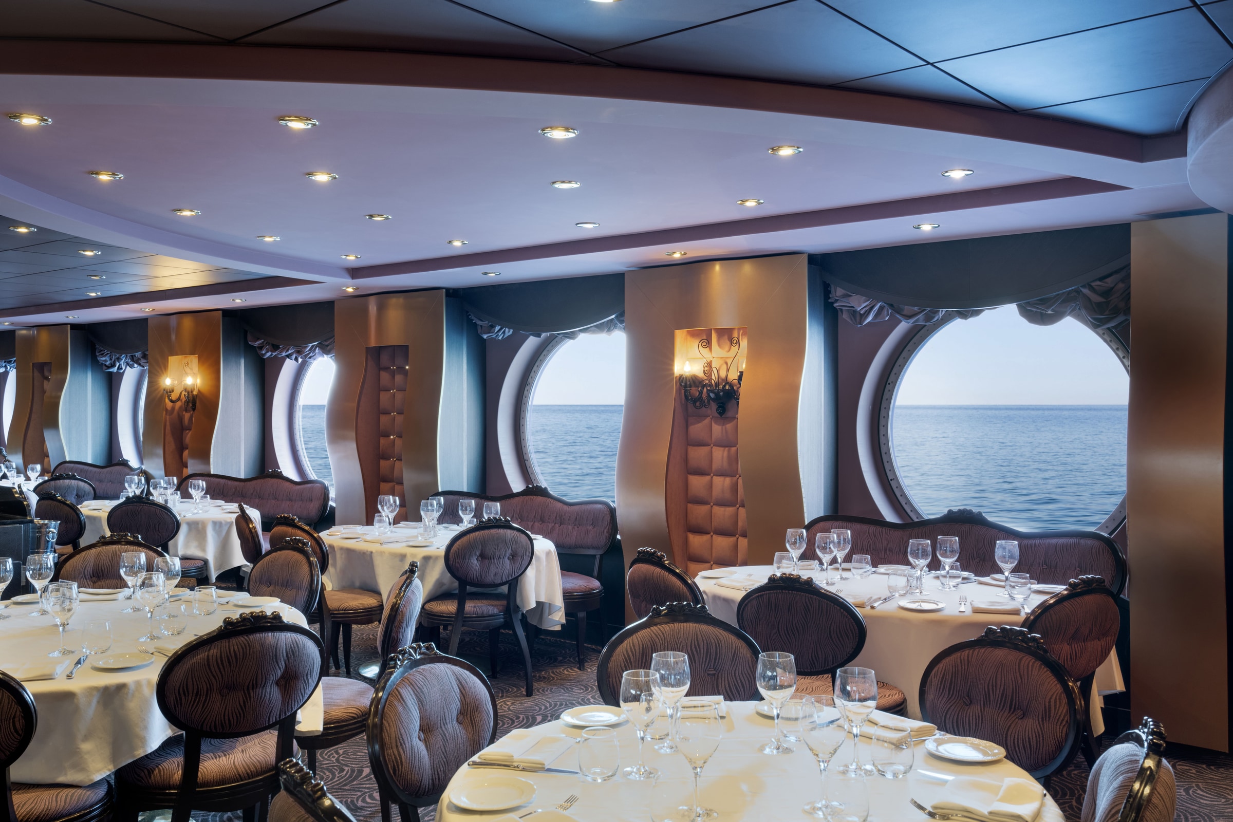 MSC Divina 4