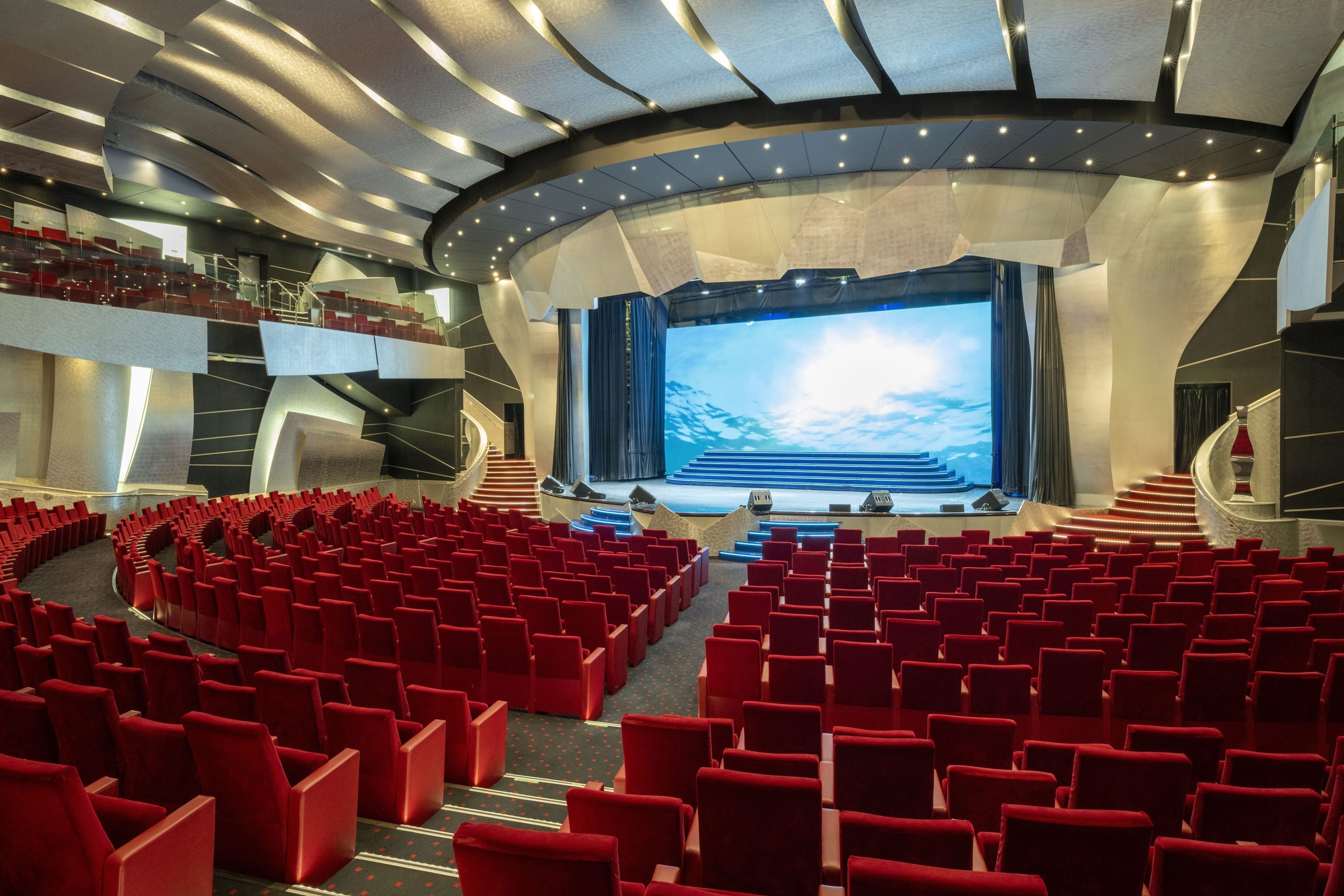 MSC Divina 9